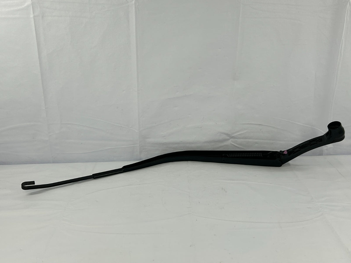 11-25 Mitsubishi Outlander Sport Windshield Front Right Wiper Arm OEM 8250A172