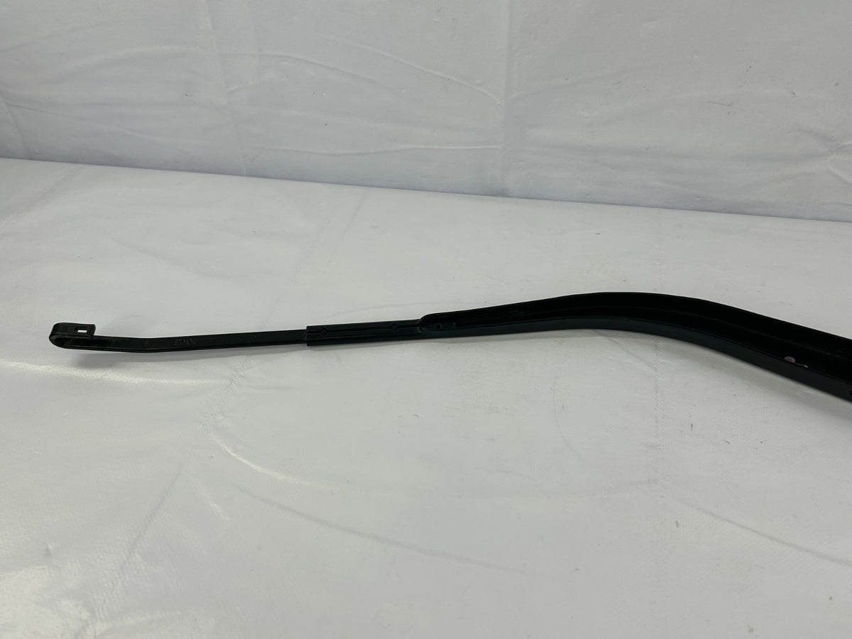 11-25 Mitsubishi Outlander Sport Windshield Front Right Wiper Arm OEM 8250A172