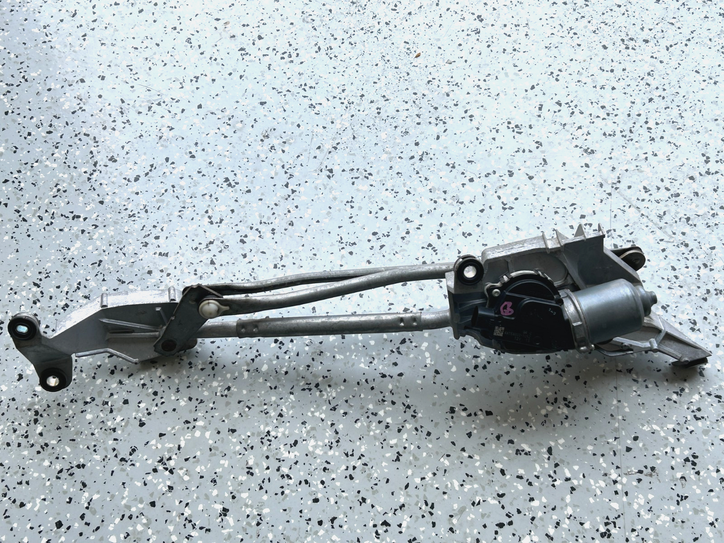 11-25 Mitsubishi Outlander Sport Windshield Wiper Motor & Linkage OEM 8251A058
