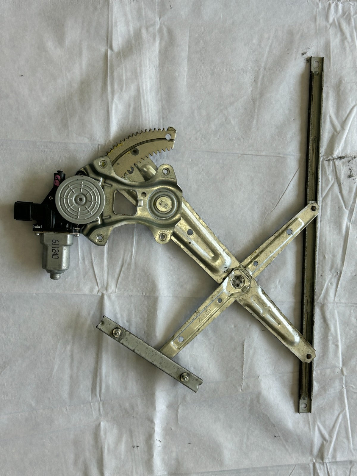11-25 Mitsubishi Outlander Sport Front Left Door Window Regulator & Motor OEM