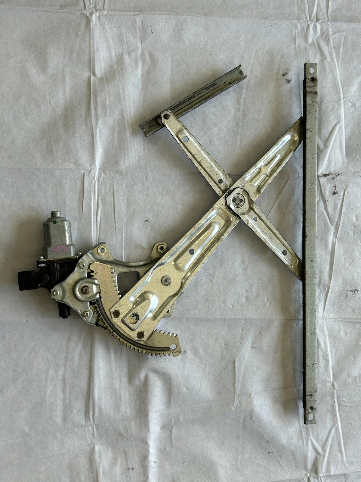 11-25 Mitsubishi Outlander Sport Front Left Door Window Regulator & Motor OEM