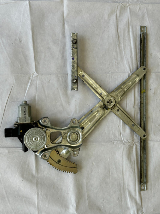 11-25 Mitsubishi Outlander Sport Front Right Door Window Regulator & Motor OEM