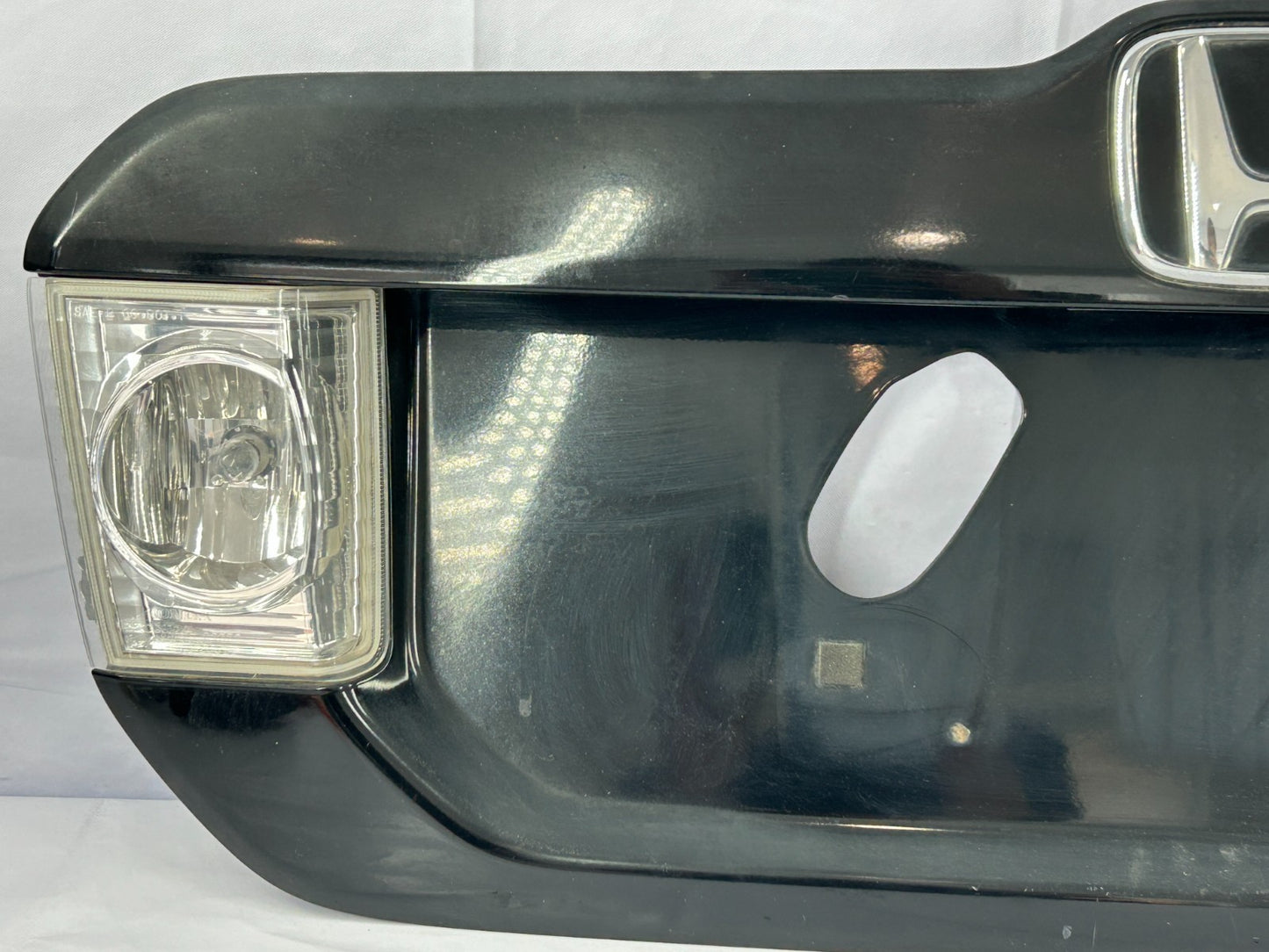 2003-2005 Honda Pilot License Plate Rear Finish Panel Trim Molding & Emblem OEM