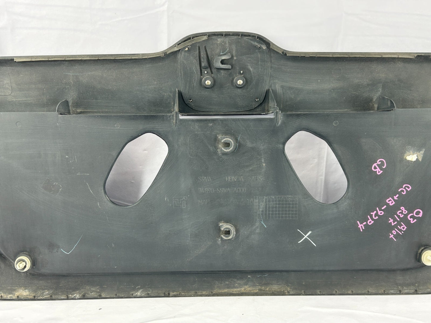 2003-2005 Honda Pilot License Plate Rear Finish Panel Trim Molding & Emblem OEM