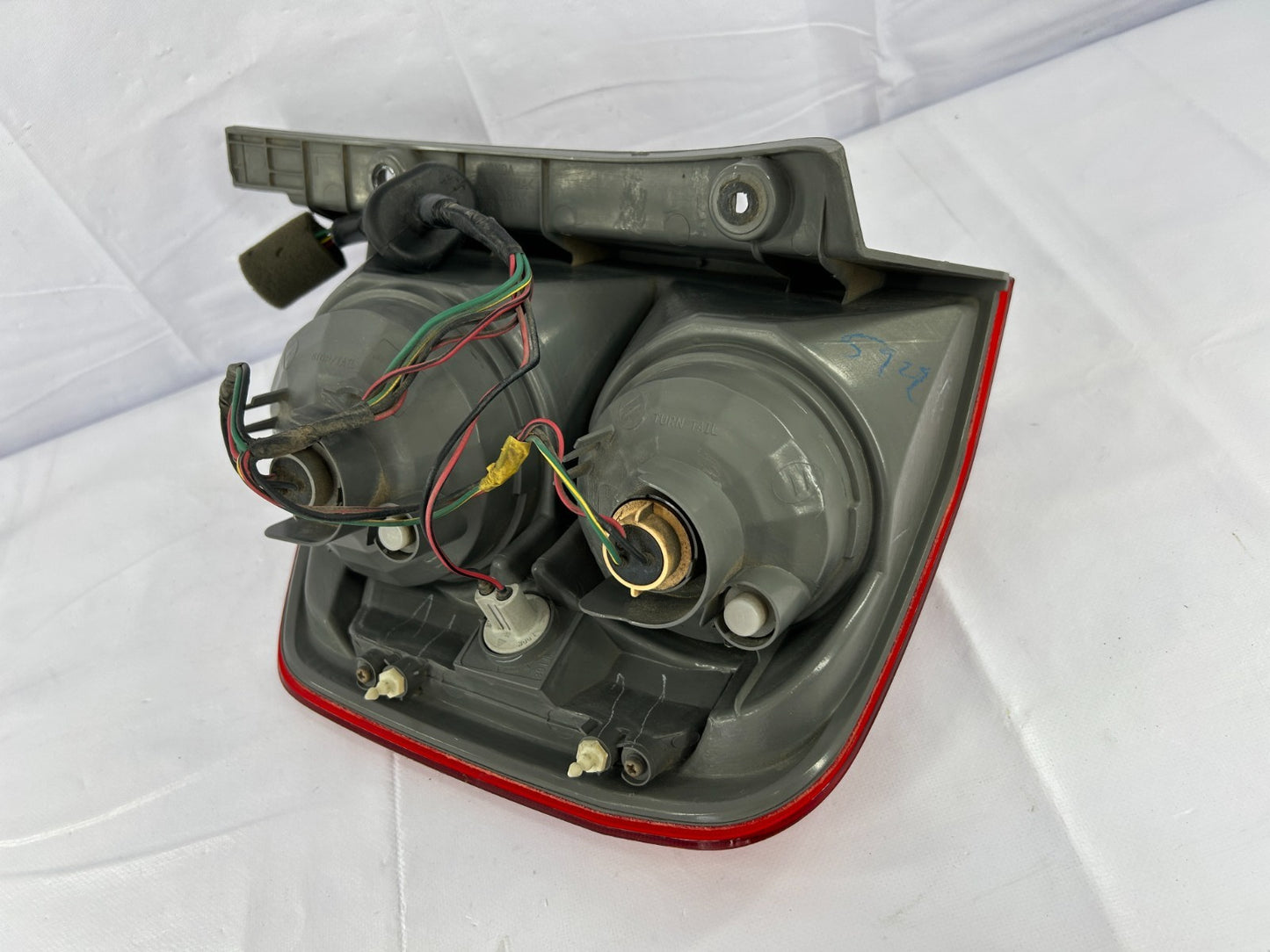 2003-2005 Honda Pilot Rear Left Driver Side Tail Light Lamp OEM 33551-S9V-A02