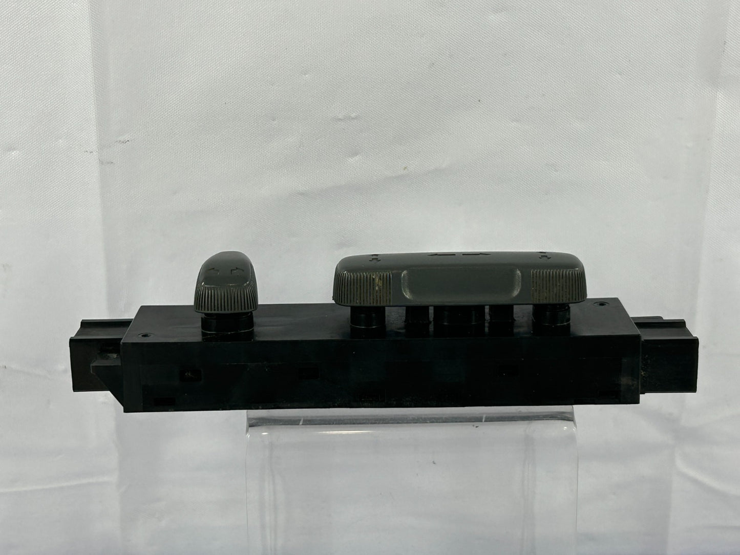 2003-2005 Honda Pilot Front Left Side Seat Adjustment Switch OEM 35955-S0X-A51ZF