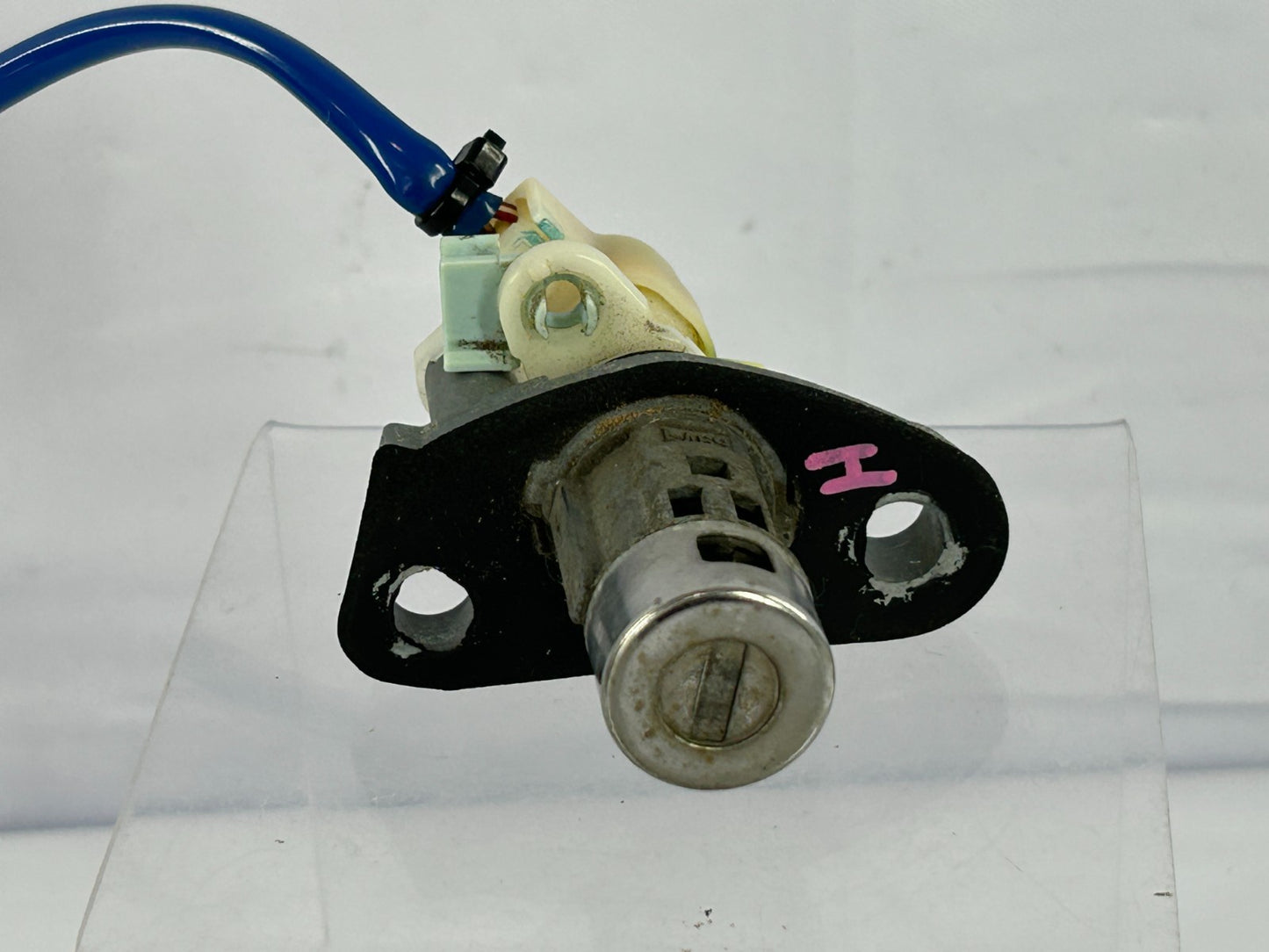 2003-2005 Honda Pilot Rear Tailgate Hatch Lock Cylinder NO KEY OEM 74861-S9V-A01
