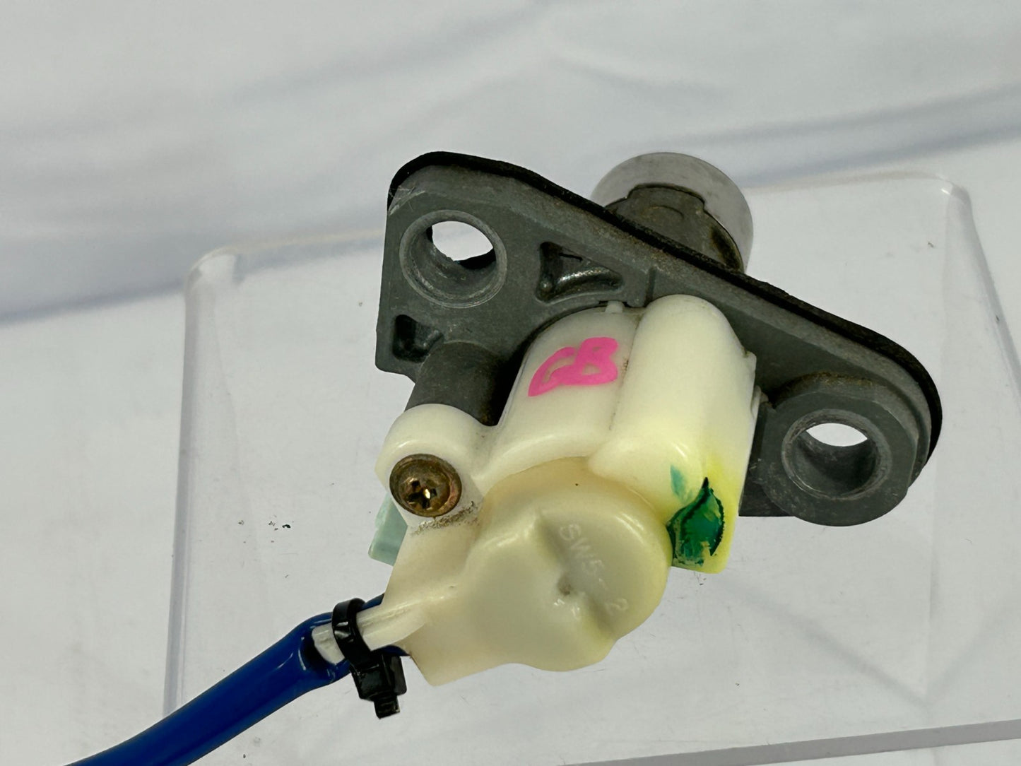 2003-2005 Honda Pilot Rear Tailgate Hatch Lock Cylinder NO KEY OEM 74861-S9V-A01