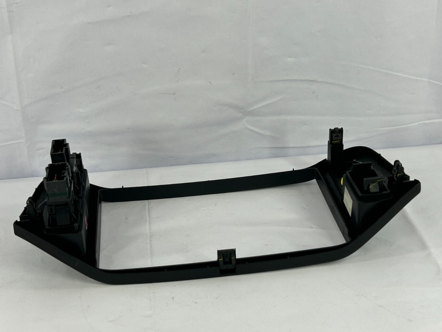 03-04 Honda Pilot Dash Radio Bezel Trim Hazard VTM-4 Button OEM 77250-S9V-A51ZA