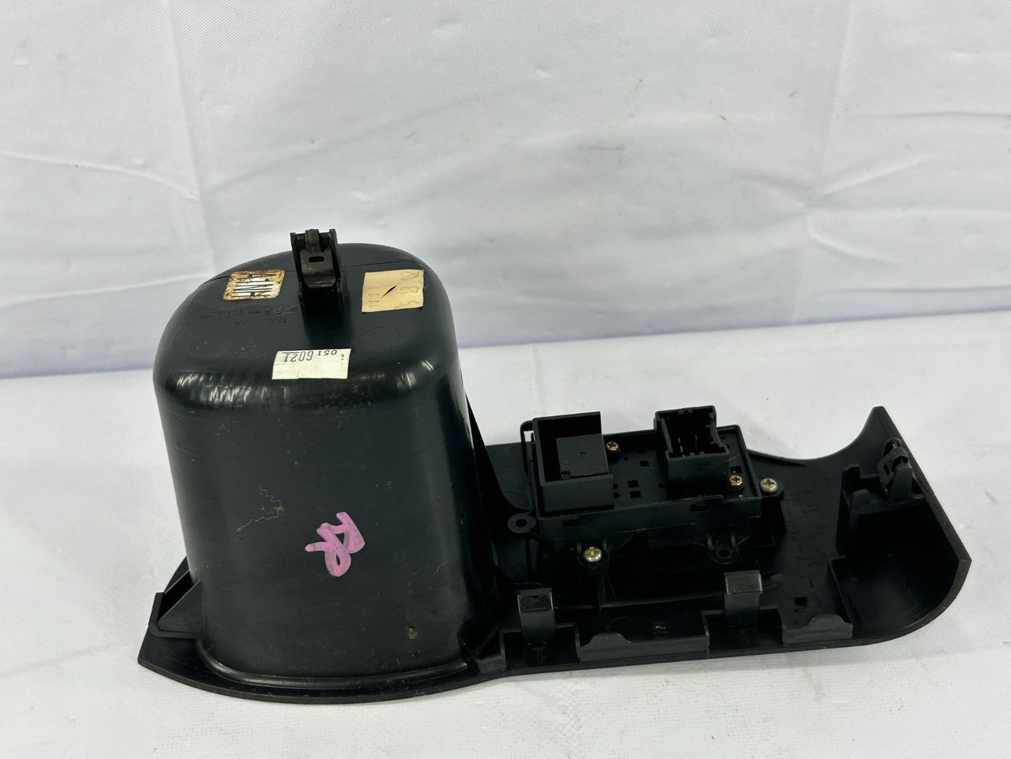 03-05 Honda Pilot Rear Right Passenger Door Window Switch W/ Bezel Trim OEM