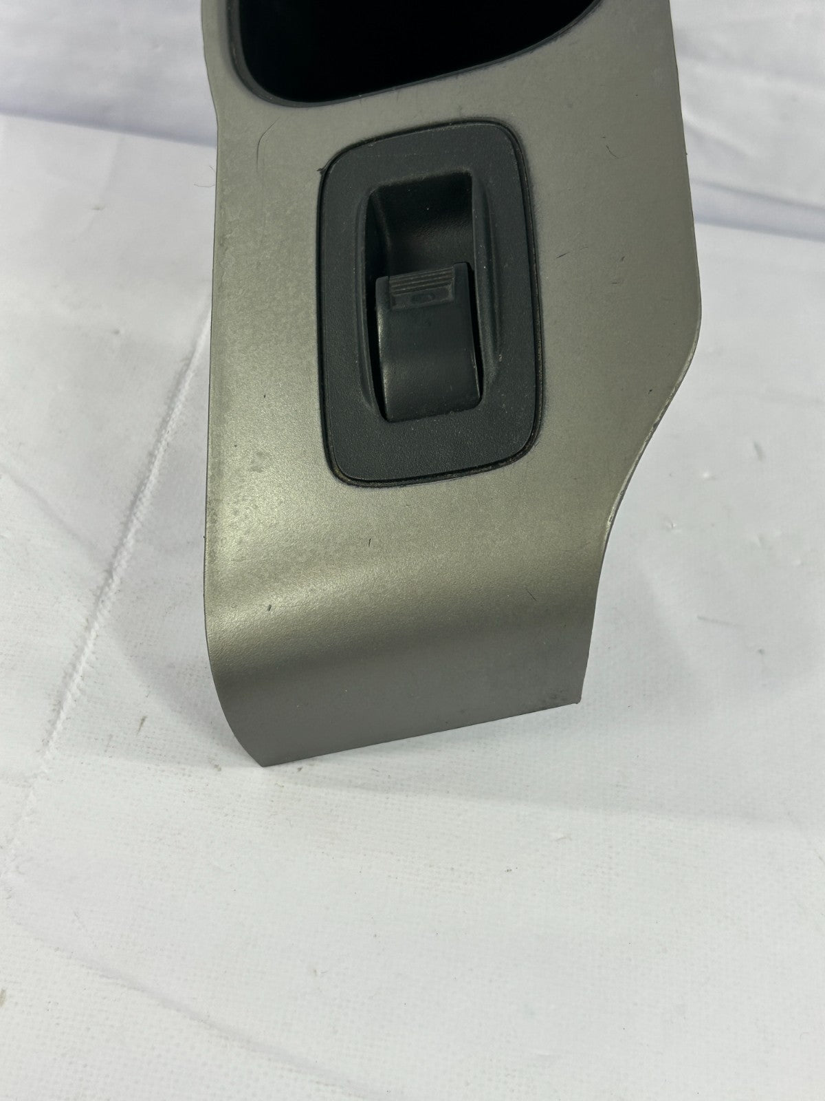 2003-2005 Honda Pilot Rear Left Driver Side Door Window Switch W/ Bezel Trim OEM