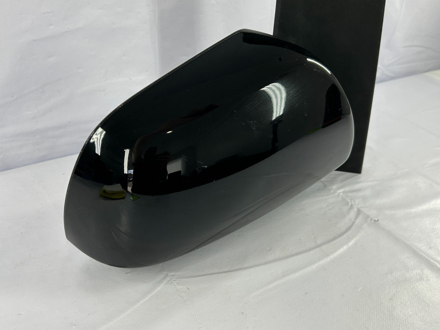 2011-2012 Toyota Sienna Front Right Side View Door Mirror OEM 87910-08090-C0