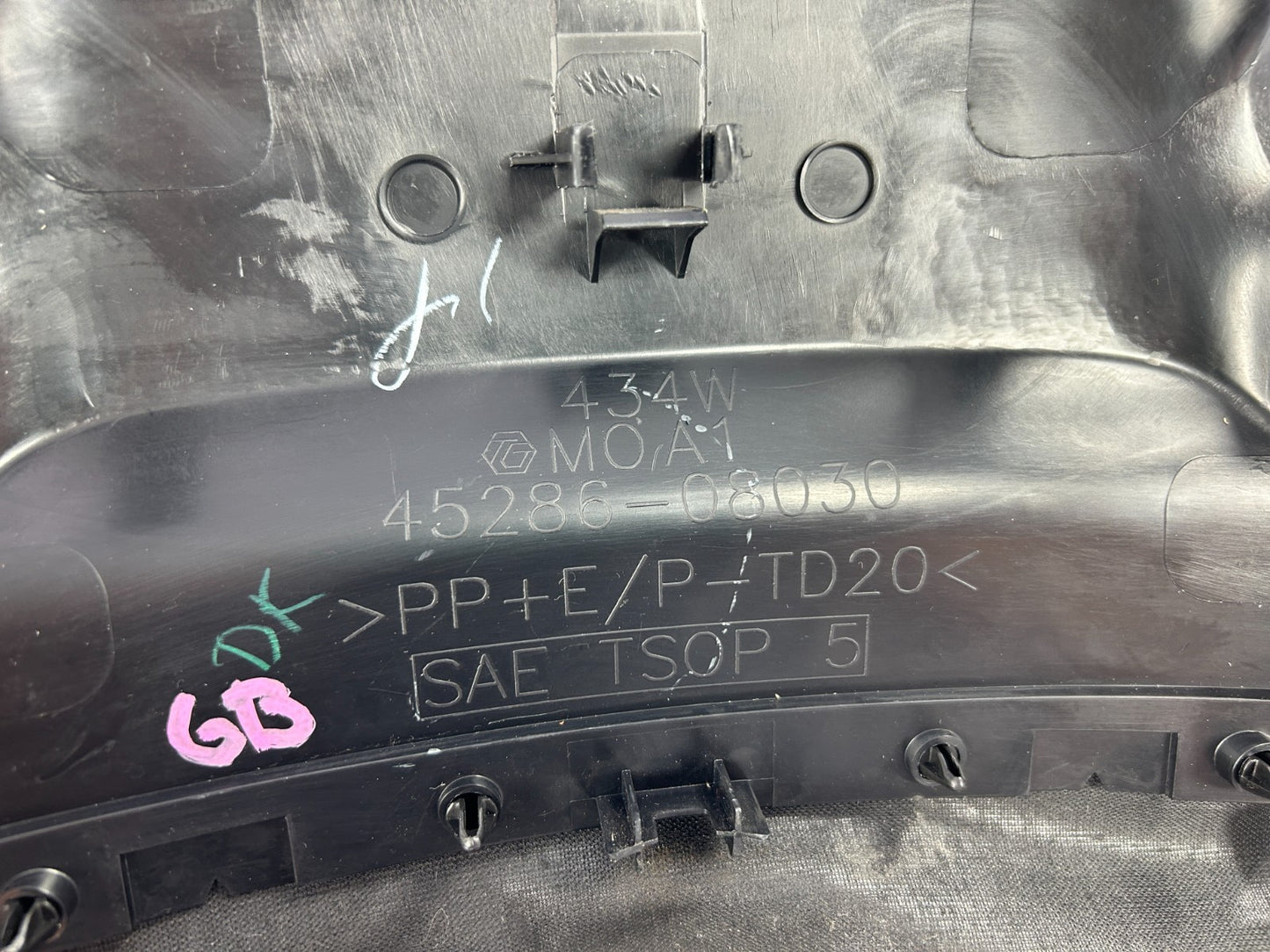 2011-2020 Toyota Sienna Steering Column Upper Housing Cover OEM 45286-08030-C0