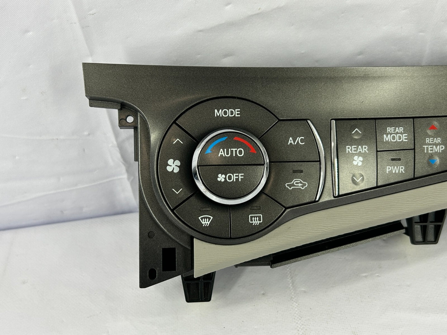 11-15 Toyota Sienna HVAC AC Heater Temperature Climate Control Panel 55900-08150
