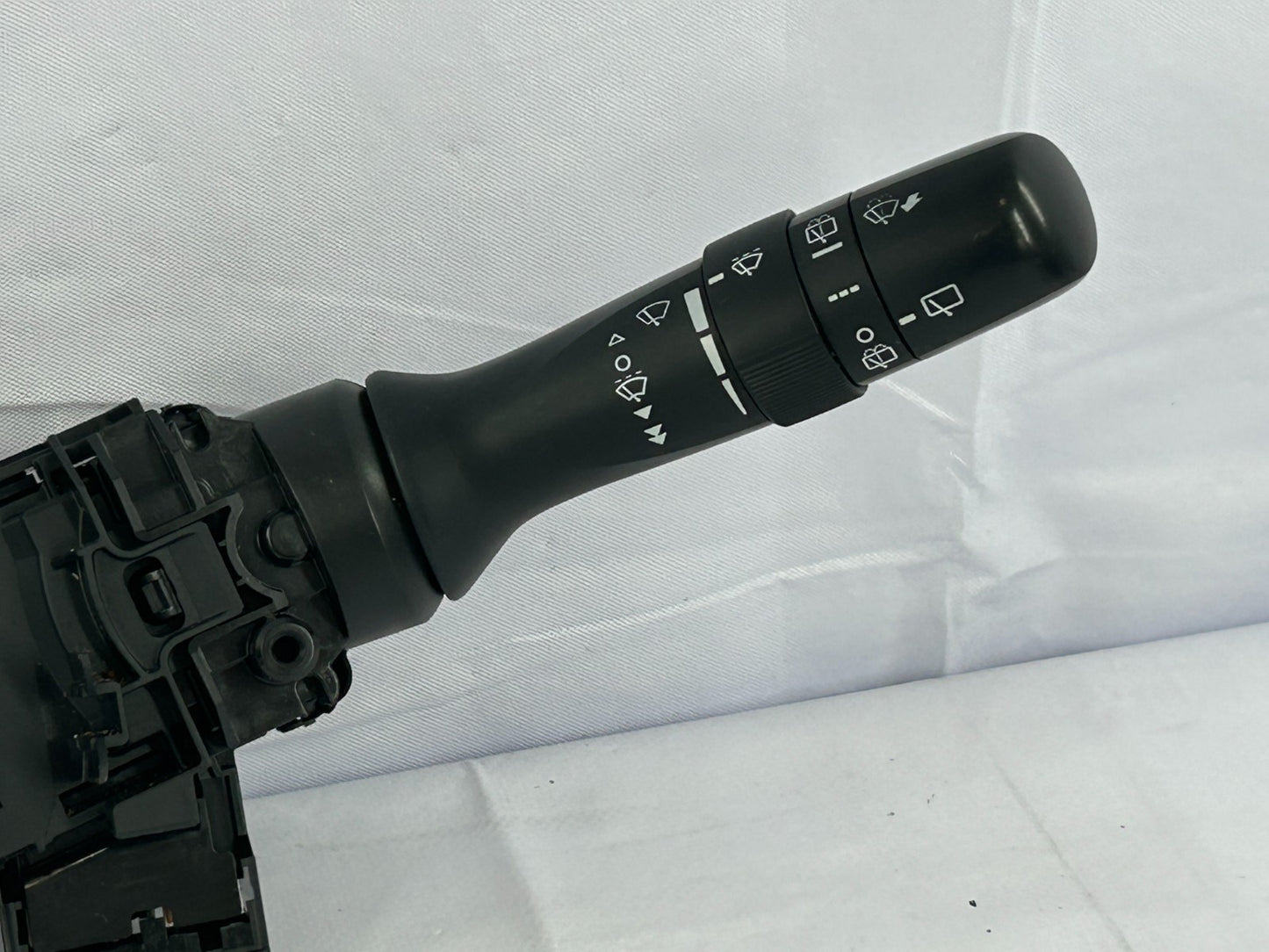 11-12 Toyota Sienna Steering Column Turn Signal & Headlight Switch 84140-08130