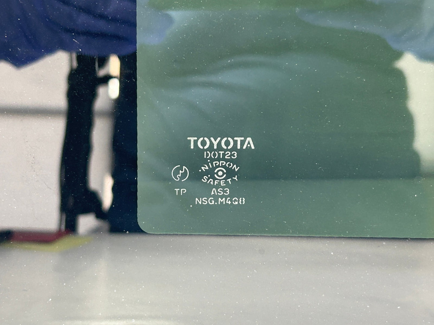 2001-2003 Toyota Highlander Sun Roof Sunroof Window Glass 63201-48030 OEM
