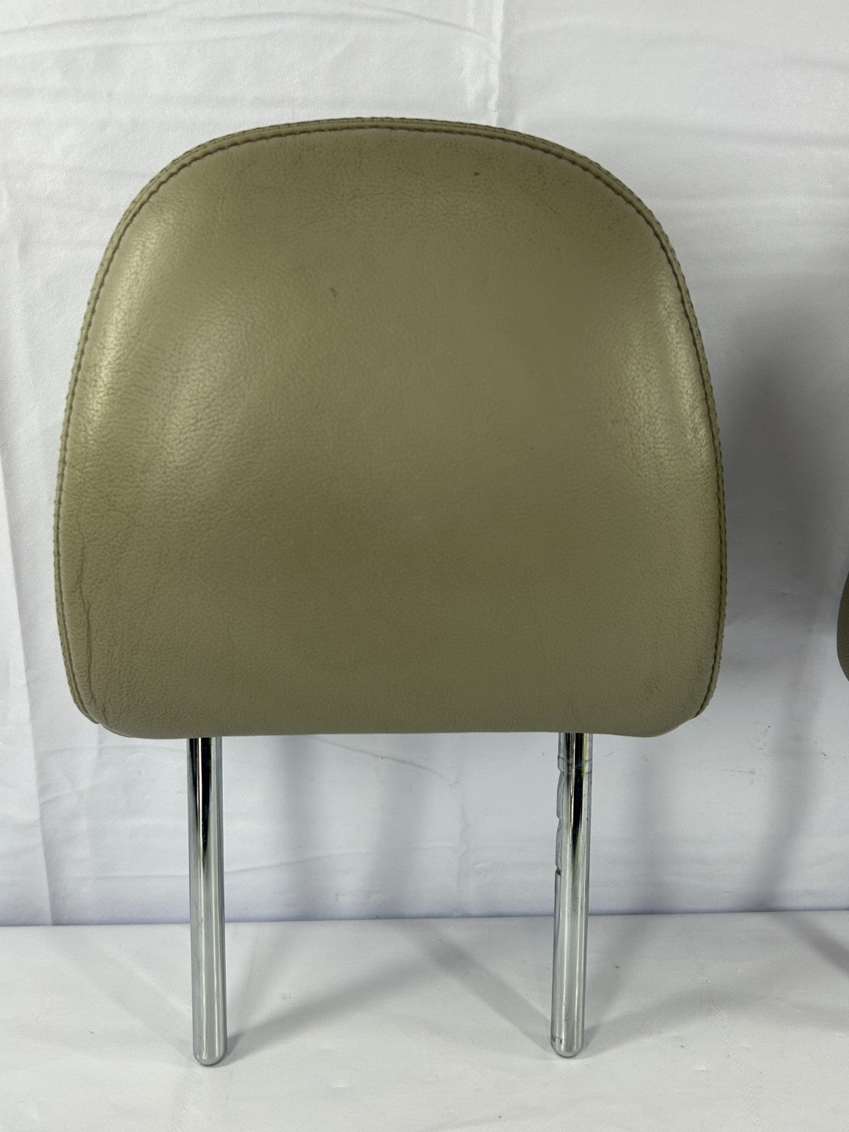 11-14 Toyota Sienna Front Left/Right Head Rest Headrest Set Leather Beige OEM