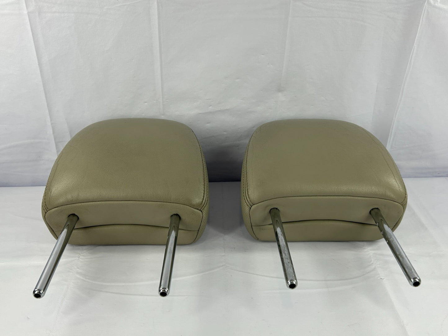 11-14 Toyota Sienna Front Left/Right Head Rest Headrest Set Leather Beige OEM