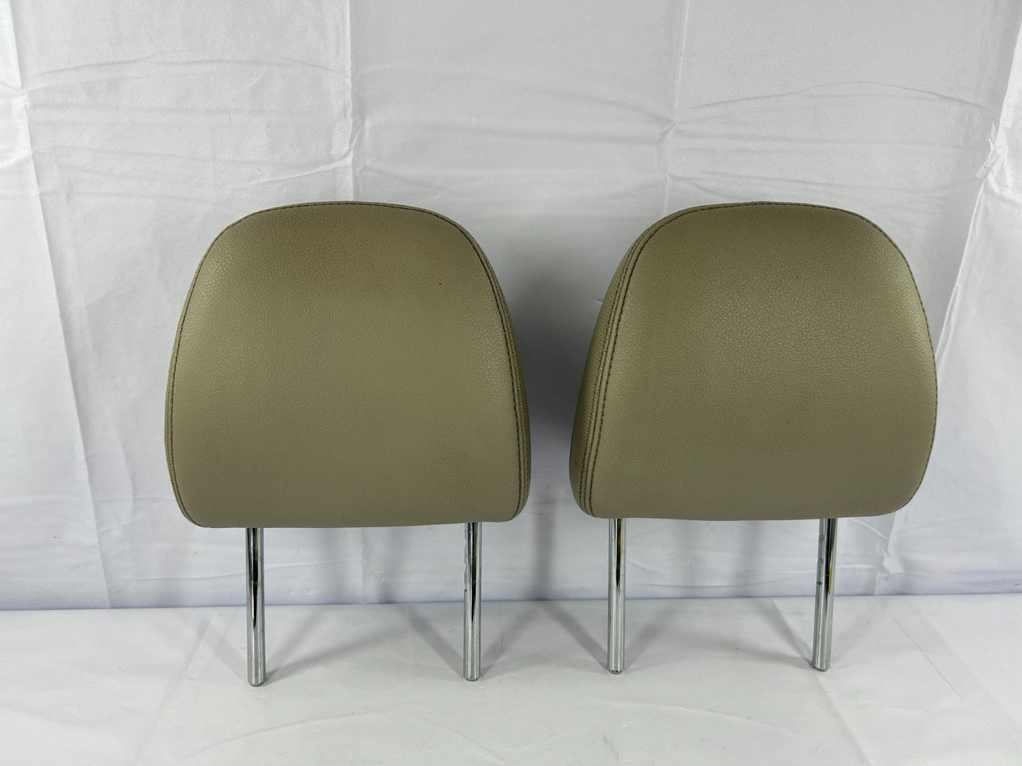 11-14 Toyota Sienna 2nd Row Head Rest Headrest Leather Beige OEM  71960-08020-E2