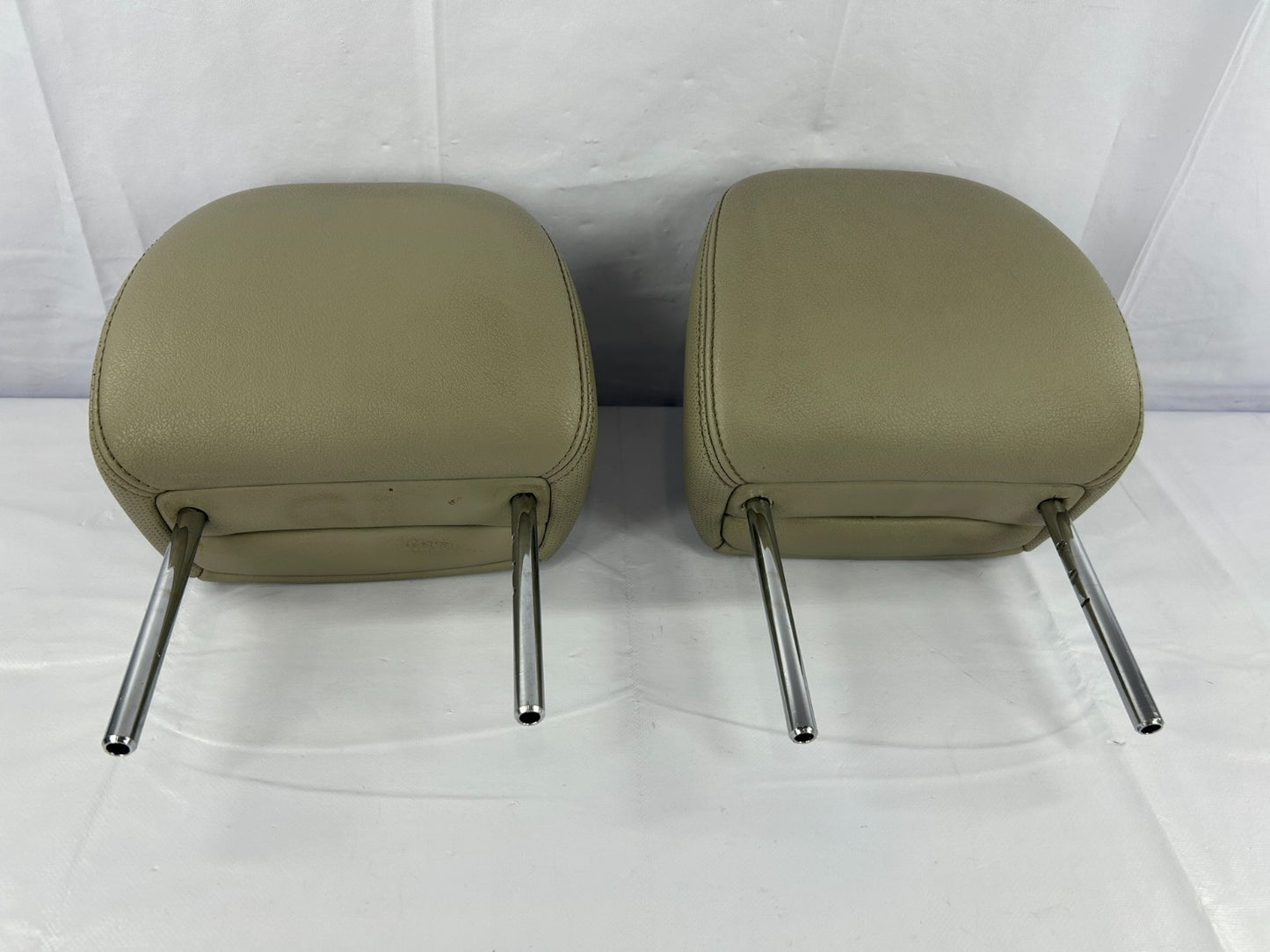 11-14 Toyota Sienna 2nd Row Head Rest Headrest Leather Beige OEM  71960-08020-E2