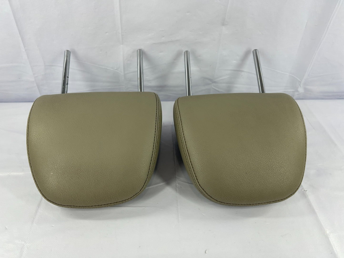 11-14 Toyota Sienna 2nd Row Head Rest Headrest Leather Beige OEM  71960-08020-E2