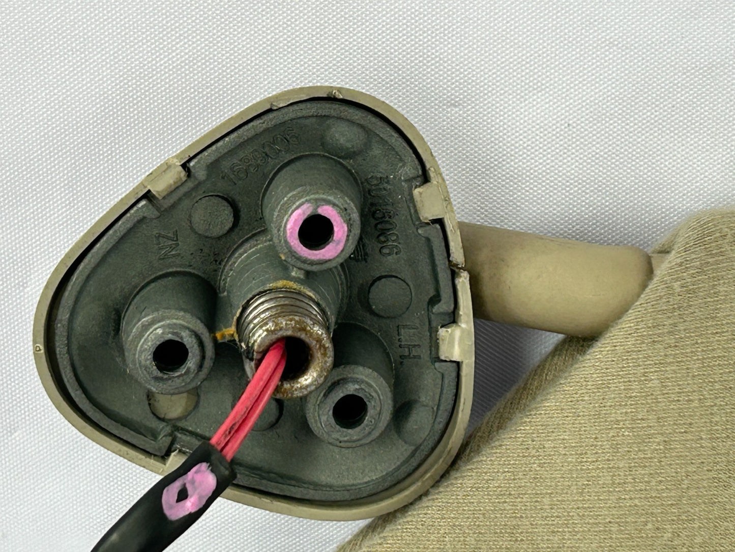 2011-2014 Toyota Sienna Front Left Sun Visor W/ Mirror Beige OEM 74320-08030-E0