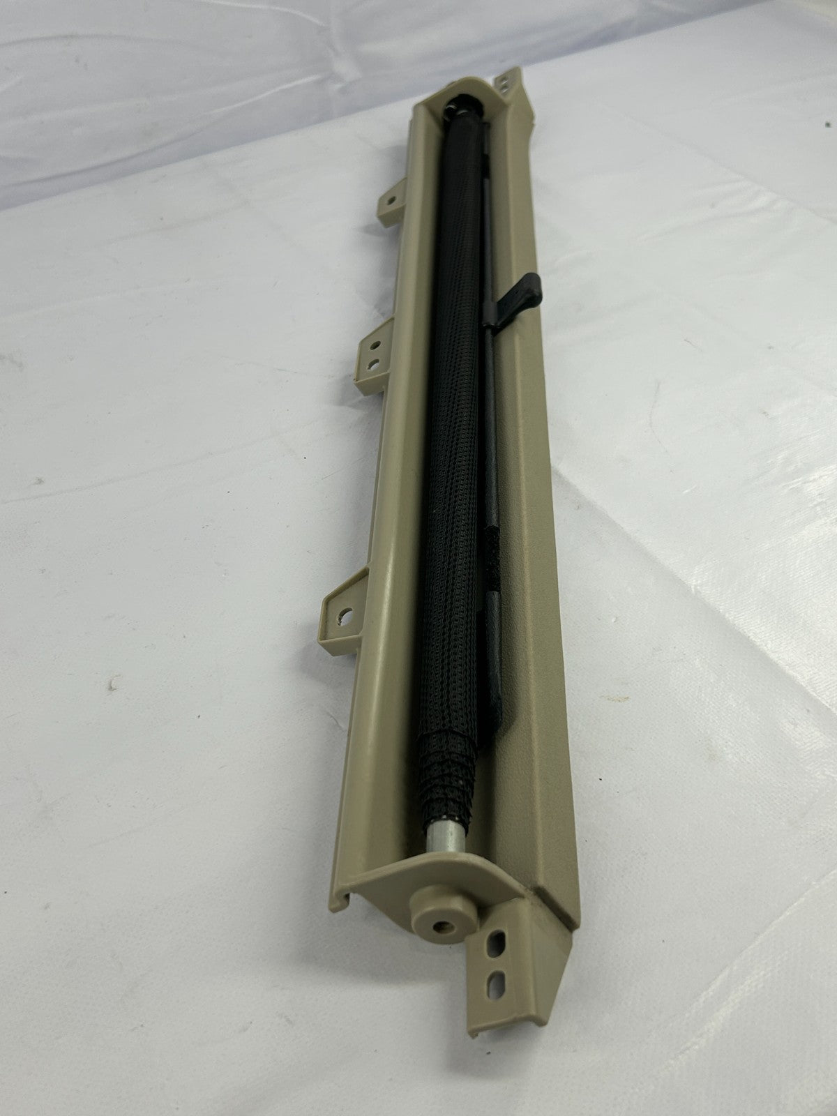 2011-2020 Toyota Sienna Rear Right Glass Curtain Sunshade Trim 65980-08020-E0