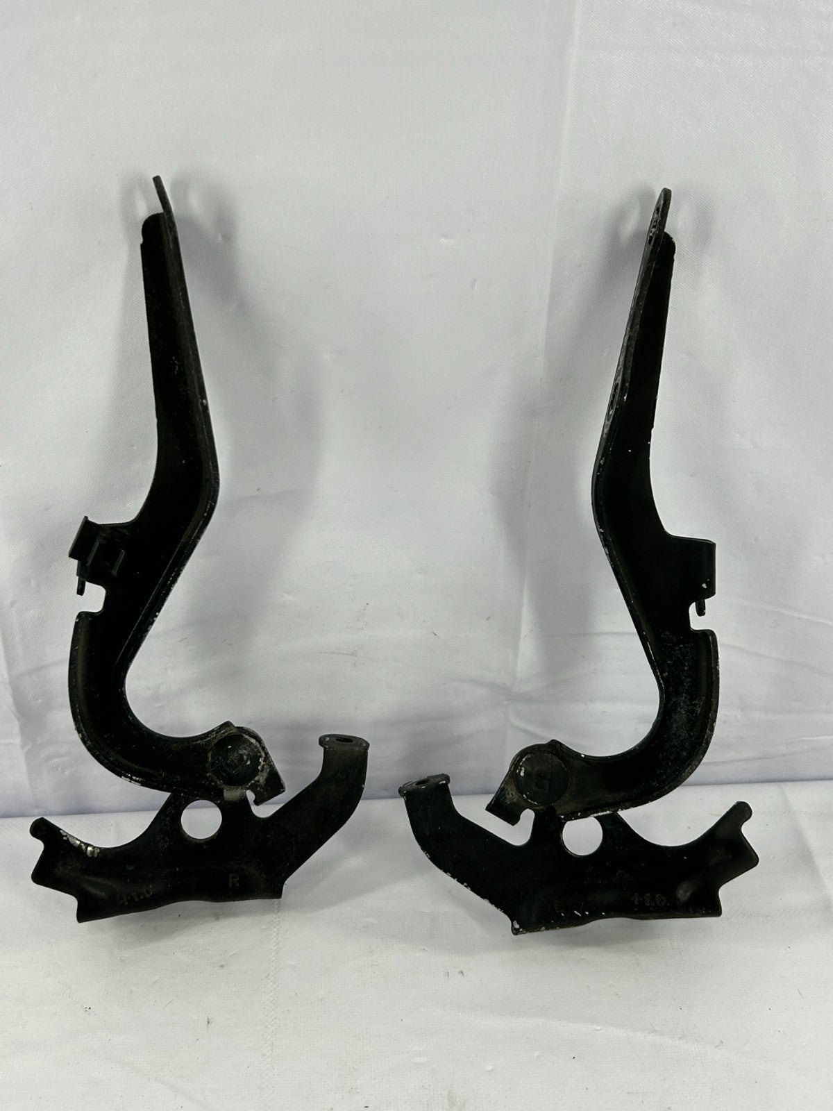 11-20 Toyota Sienna Hood Right & Left Side Hinge Support Black 202 OEM