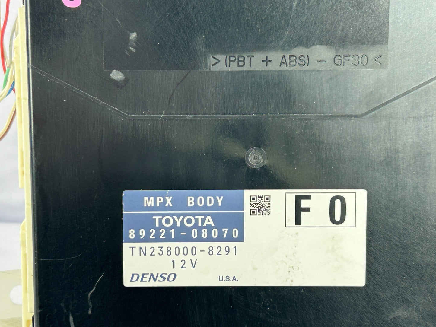 2011-2014 Toyota Sienna Multiplex Network Body Control Module OEM 89221-08070