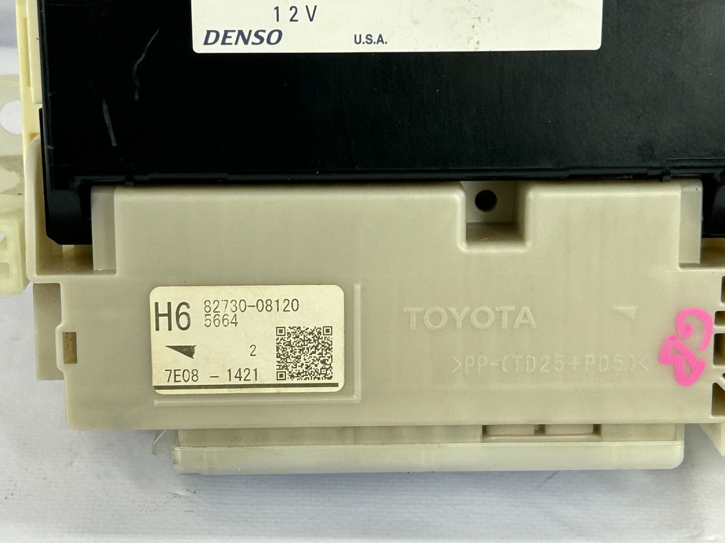 2011-2014 Toyota Sienna Multiplex Network Body Control Module OEM 89221-08070
