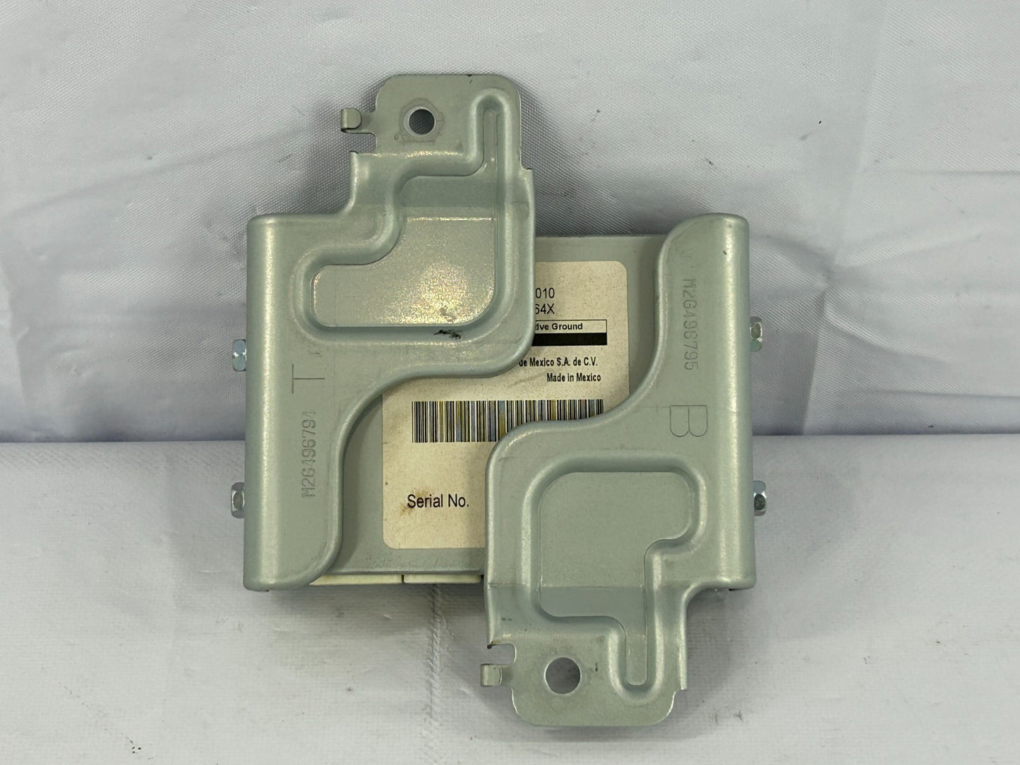 2011-2014 Toyota Sienna Multimedia Interface Control Module OEM 861A0-08010