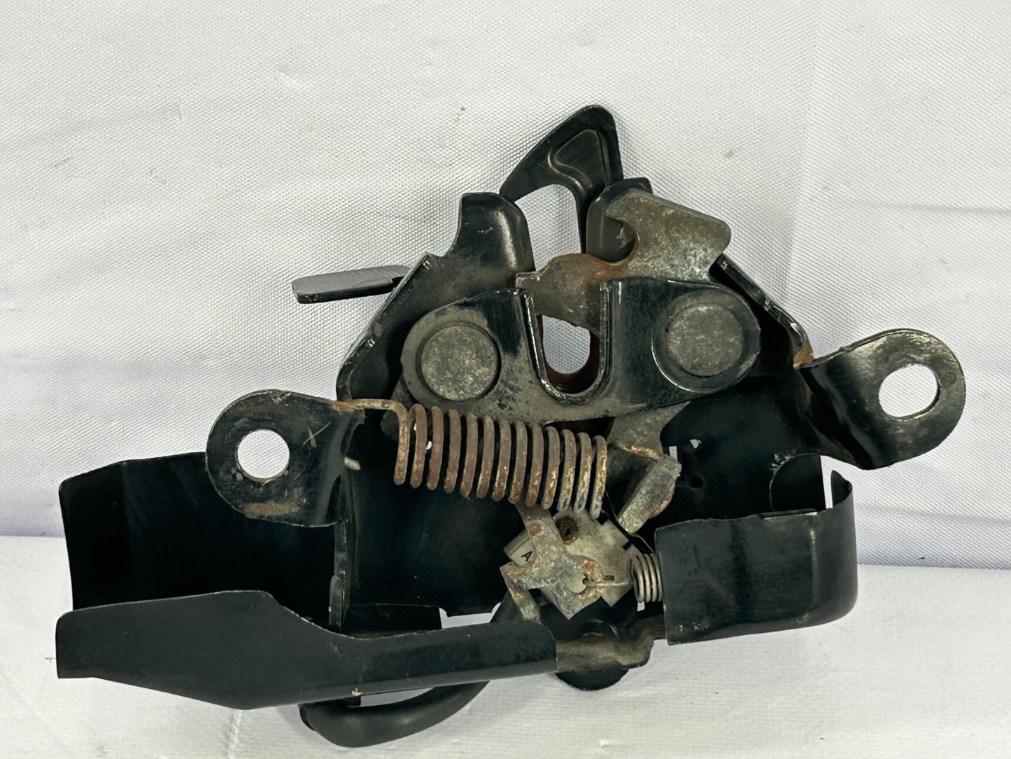 2011 Toyota Sienna Front Hood Lock Latch Actuator OEM 53510-08040