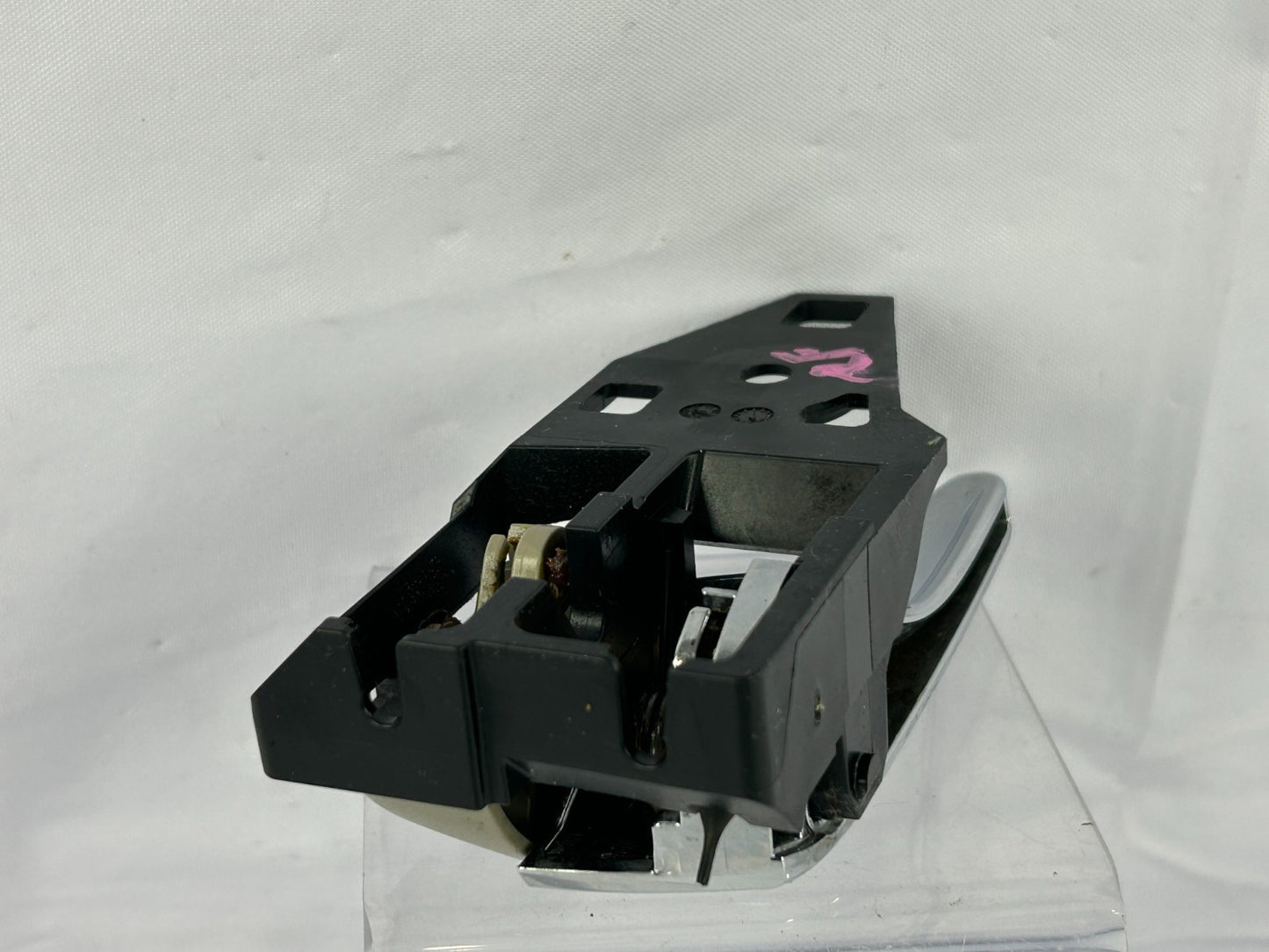 2011-2015 Toyota Sienna Front Right Side Interior Door Handle OEM 69205-0T010-E0