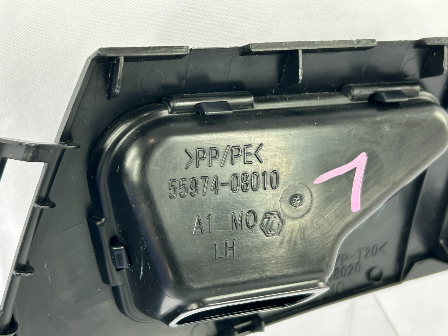 2011-2014 Toyota Sienna Front Left A Pillar Dash Vent Cover Panel 62226-08020