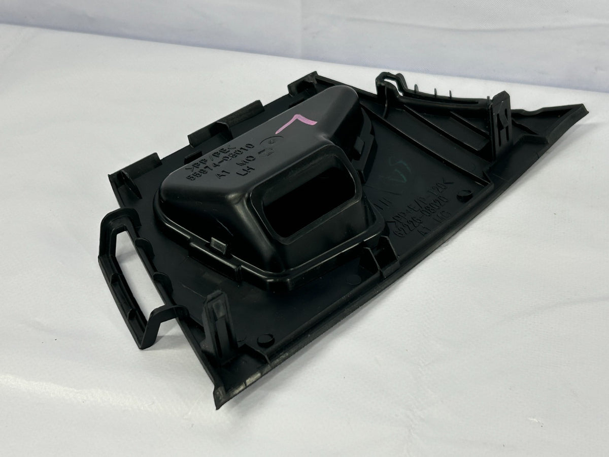2011-2014 Toyota Sienna Front Left A Pillar Dash Vent Cover Panel 62226-08020