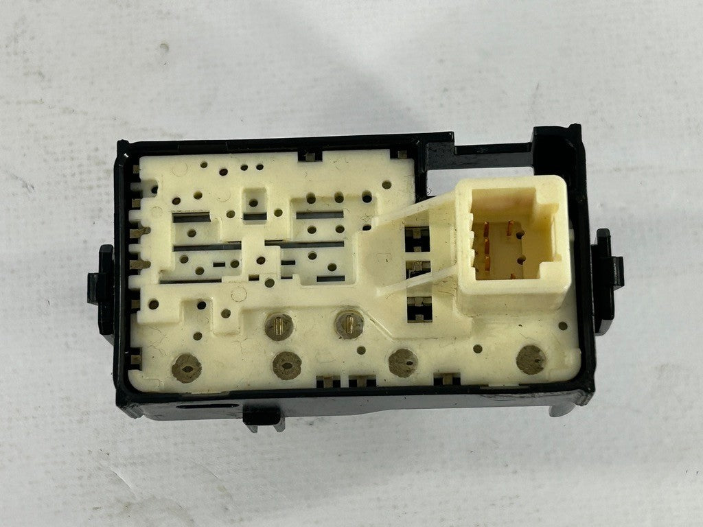11-14 Toyota Sienna Front Right Passenger Side Window Lock Switch  84810-0C060