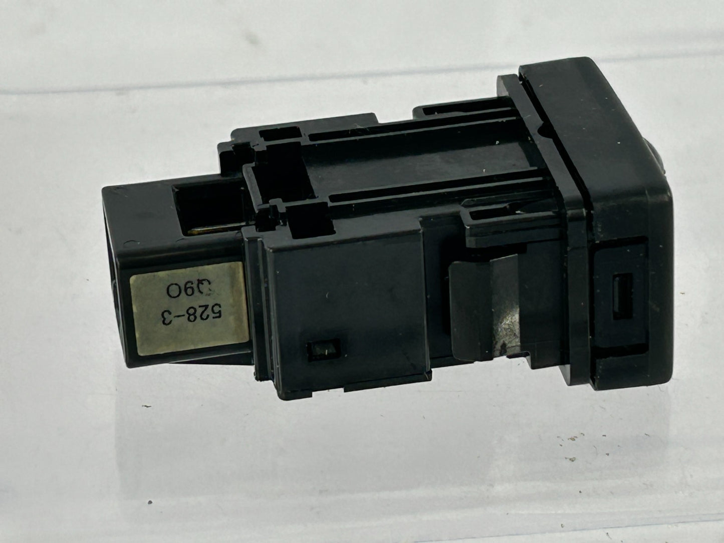 2011-2014 Toyota Sienna Left Driver Side Seat Heater Switch OEM 84751-0T010