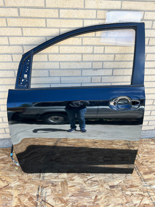 2011 Toyota Sienna XLE Front Left Driver Side Door Shell Black Onyx 202 OEM