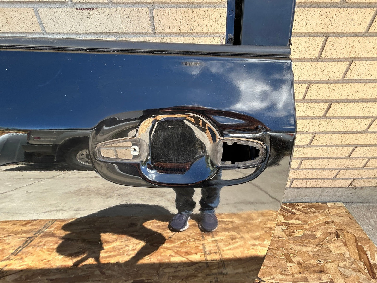 2011 Toyota Sienna XLE Rear Right Passenger Side Door Shell Black Onyx 202 OEM