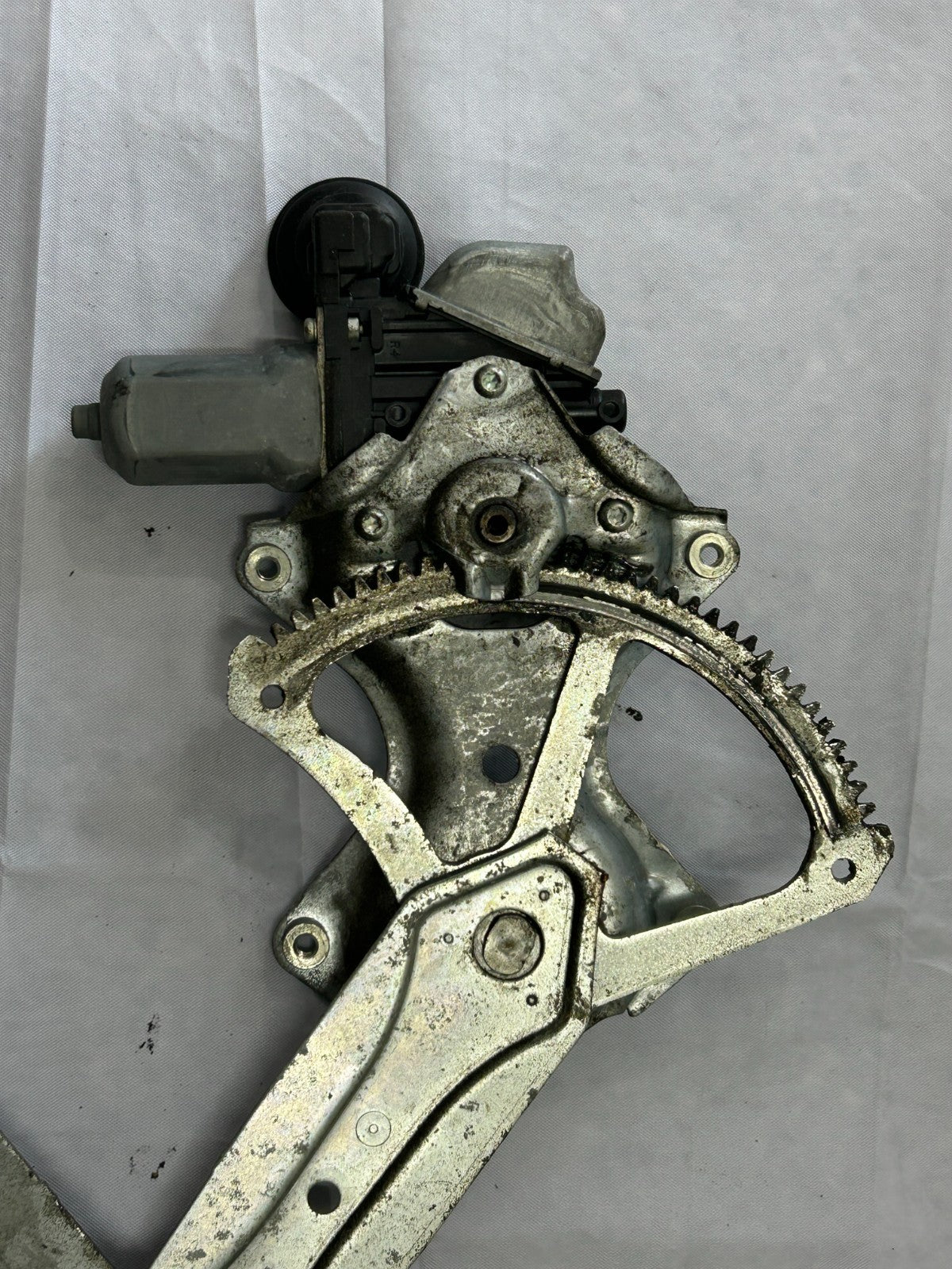 2011-2014 Toyota Sienna Rear Right Slide Door Window Regulator OEM 85710-08040