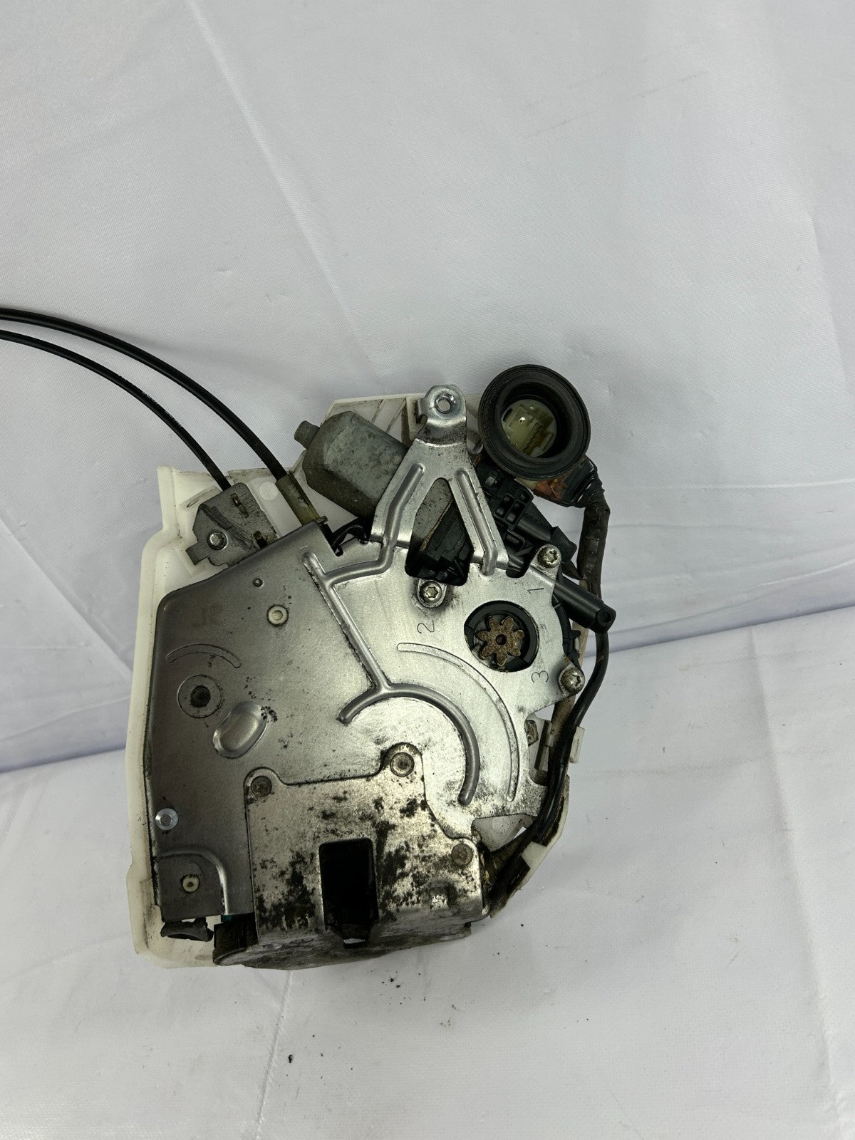 2011-2018 Toyota Sienna Rear Left Power Slide Door Lock Actuator OEM 69300-08020