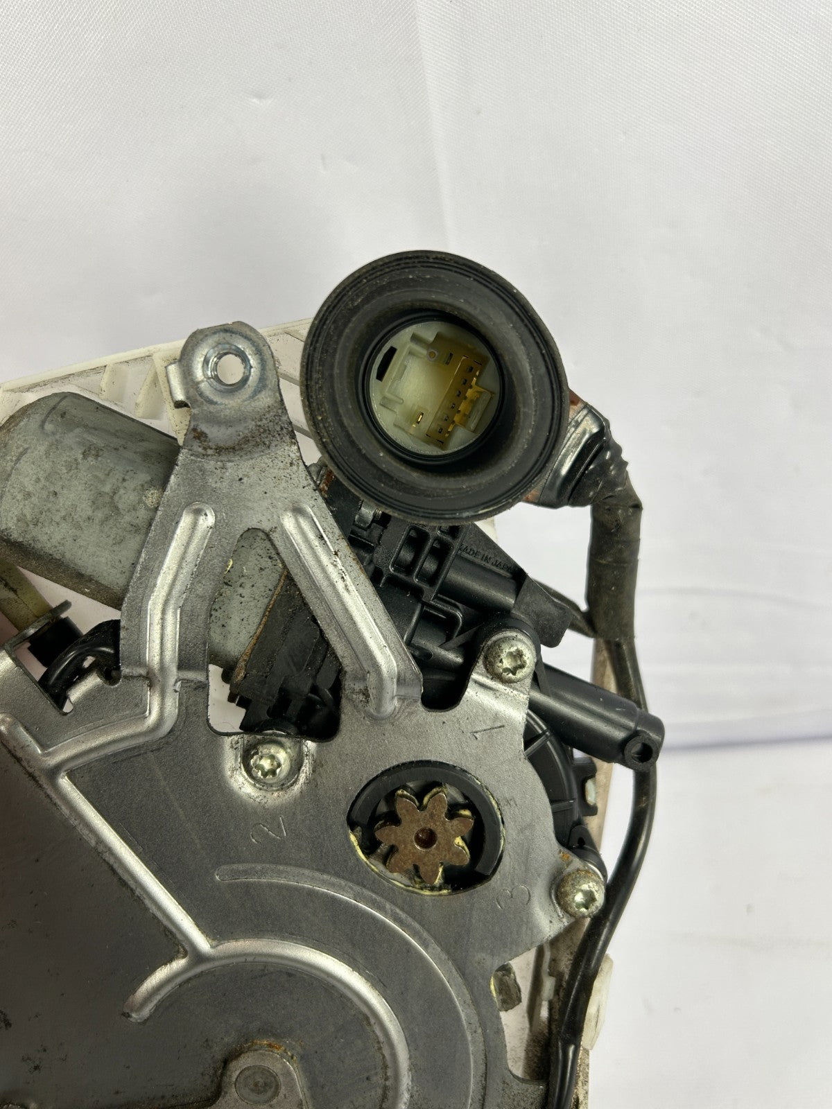 2011-2018 Toyota Sienna Rear Left Power Slide Door Lock Actuator OEM 69300-08020