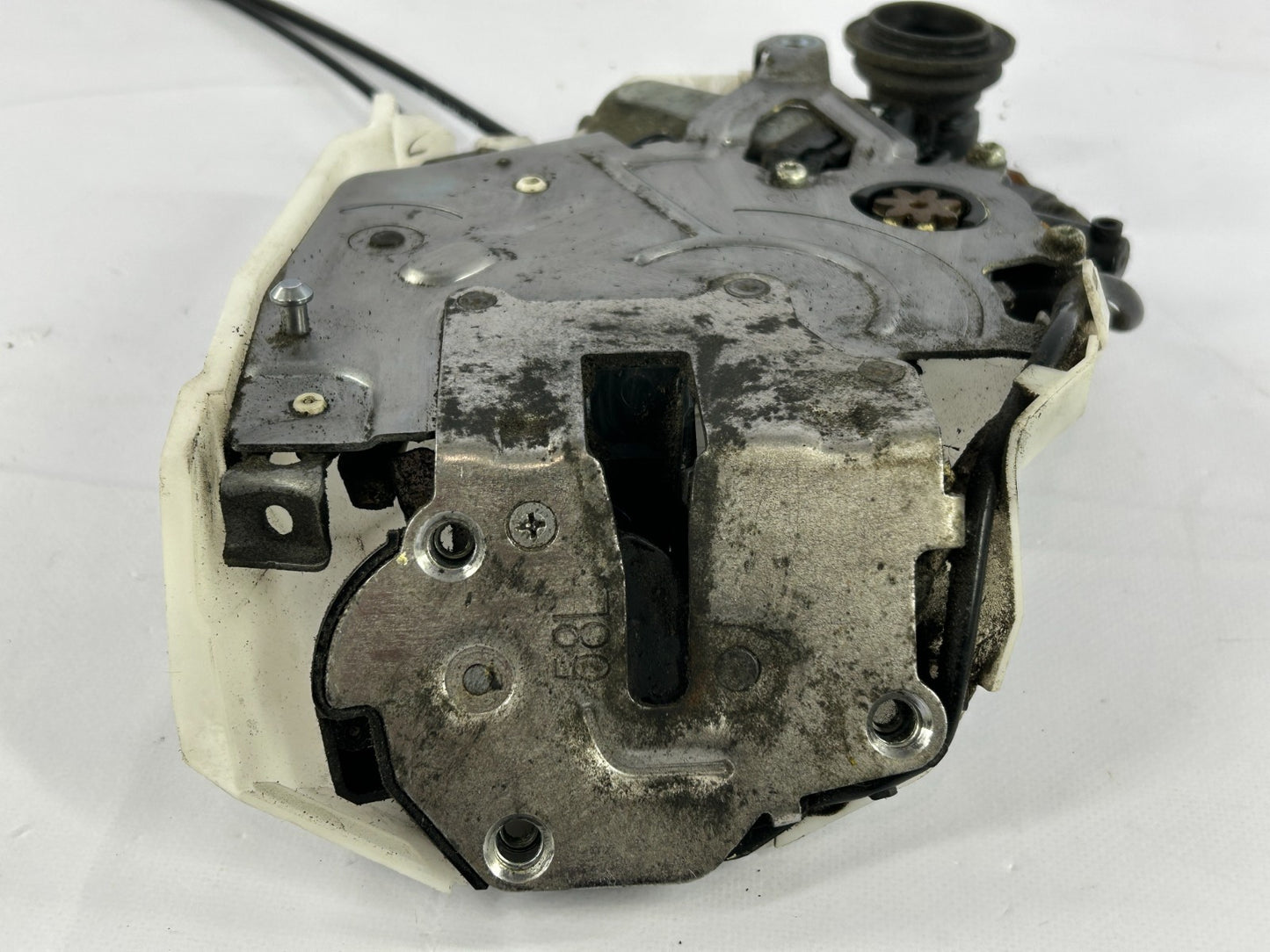 2011-2018 Toyota Sienna Rear Left Power Slide Door Lock Actuator OEM 69300-08020