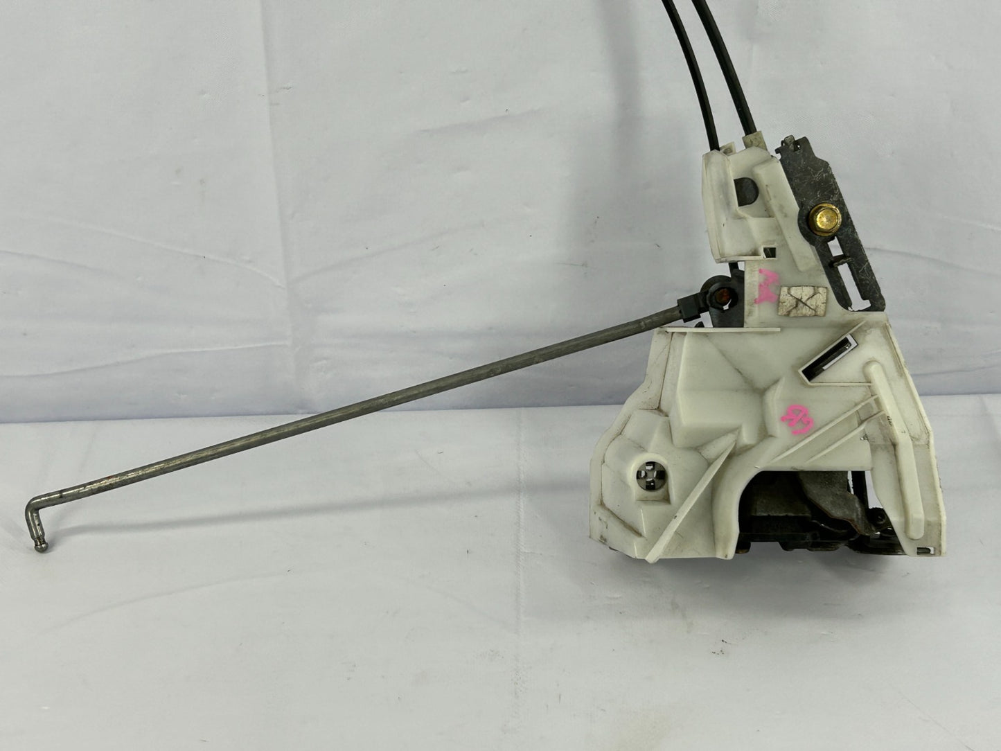 11-19 Toyota Sienna Rear Right Sliding Door Lock Assembly OEM 69330-08040