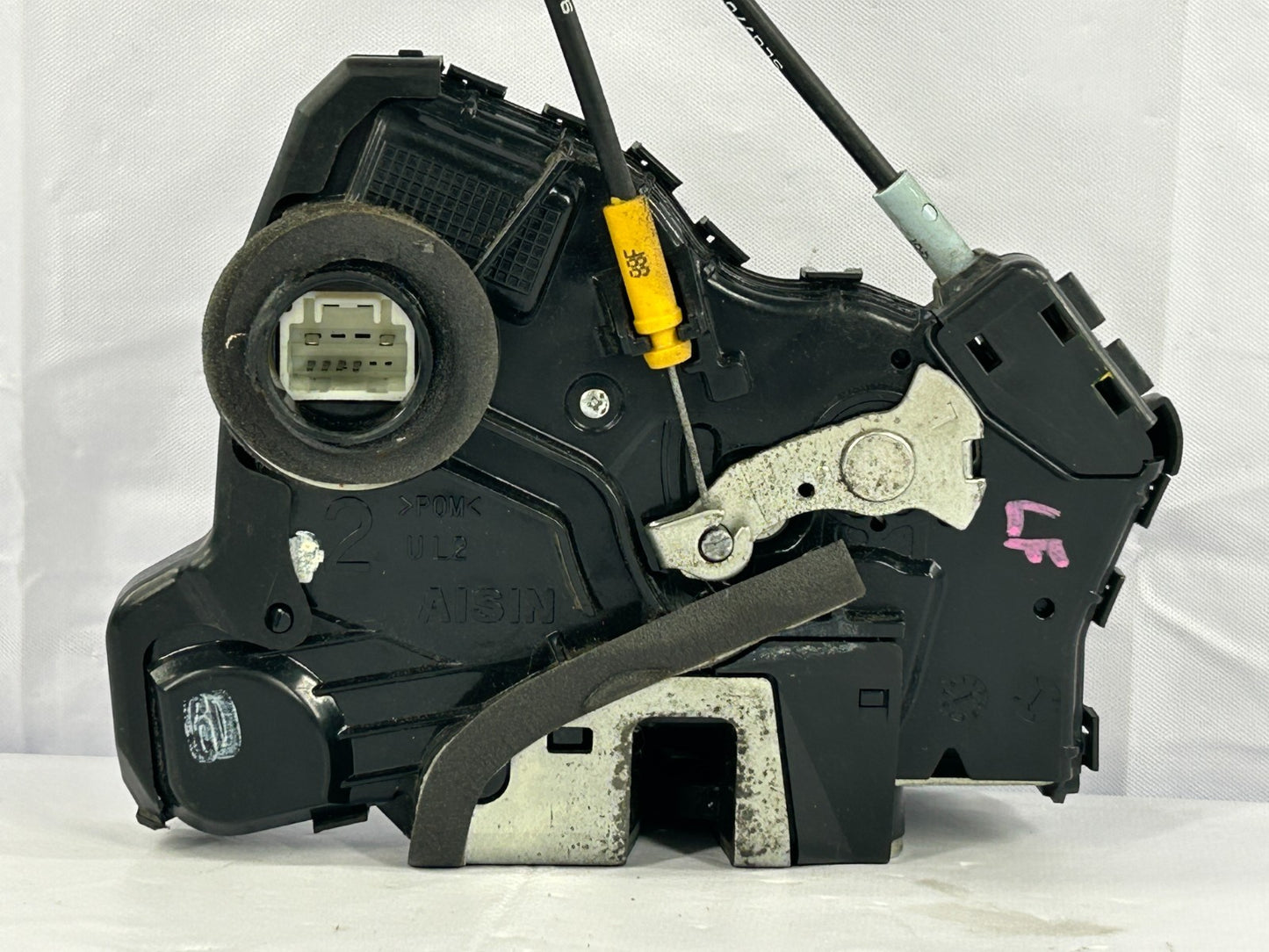 2011-2012 Toyota Sienna Front Left Side Door Latch Lock Actuator OEM 69040-06180