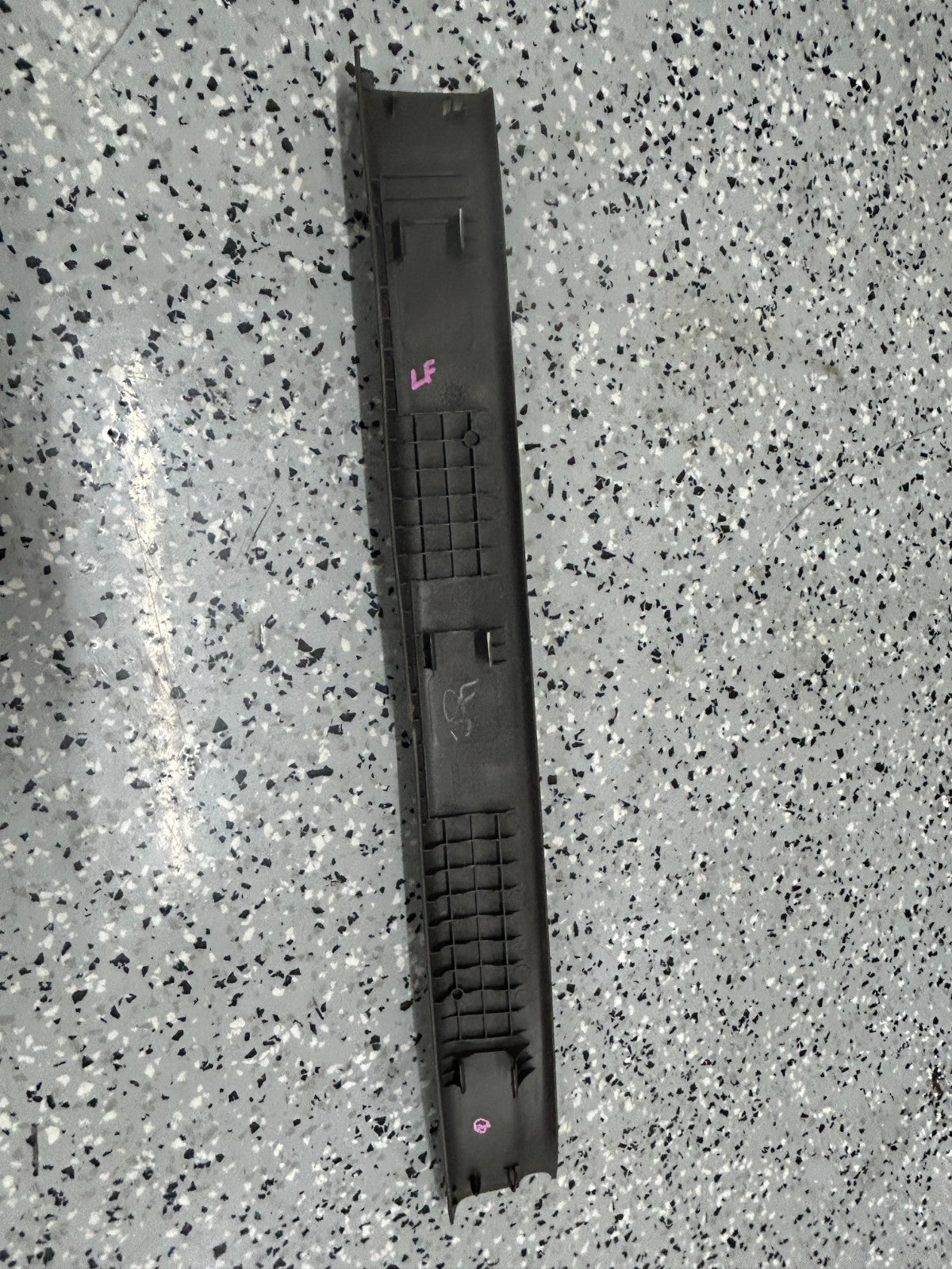 2011-2020 Toyota Sienna Front Left Door Sill Scuff Plate Panel OEM 67914-08020
