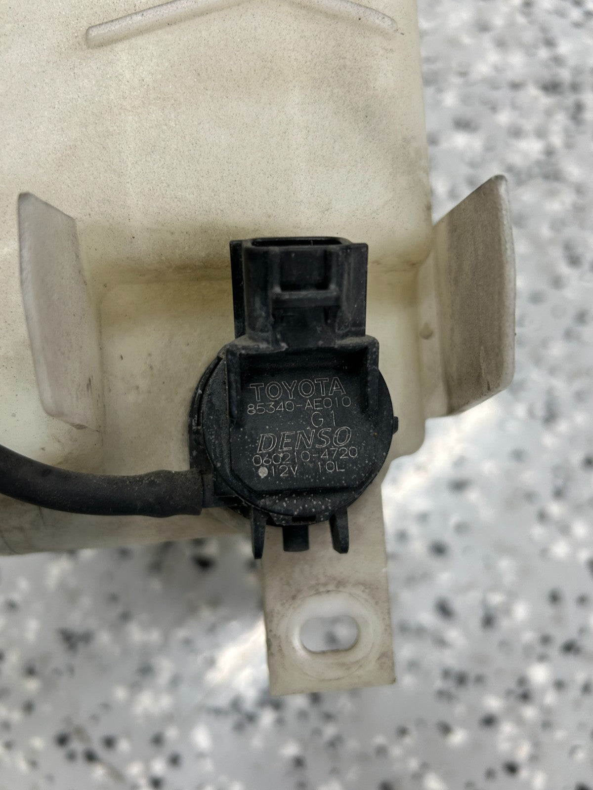 2004-2020 Toyota Sienna Windshield Washer Fluid Reservoir Tank OEM 85315-AE010