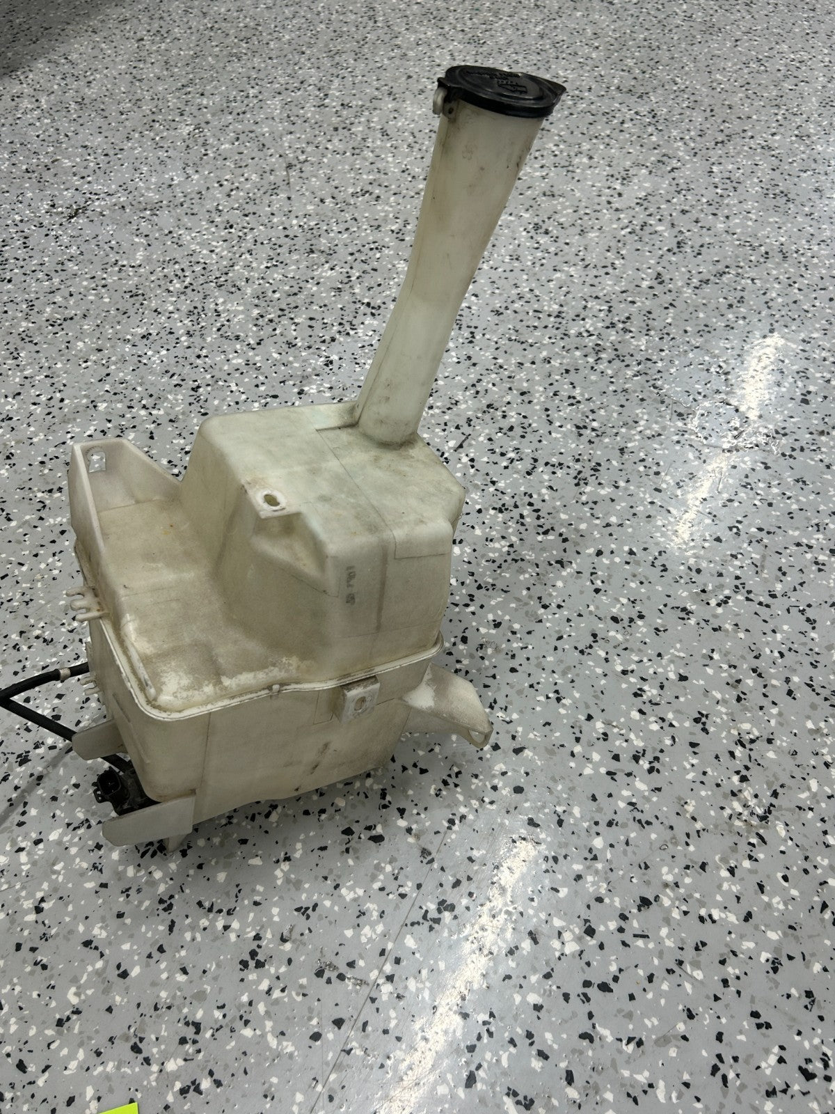 2004-2020 Toyota Sienna Windshield Washer Fluid Reservoir Tank OEM 85315-AE010