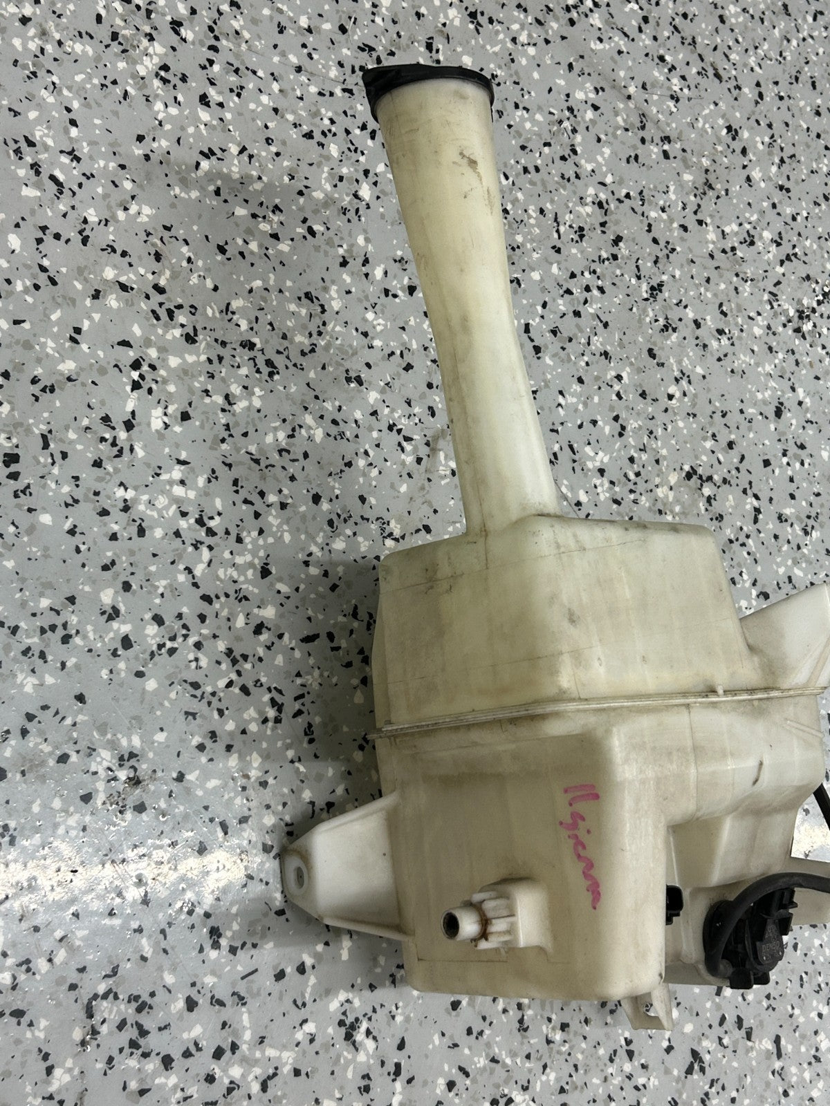 2004-2020 Toyota Sienna Windshield Washer Fluid Reservoir Tank OEM 85315-AE010