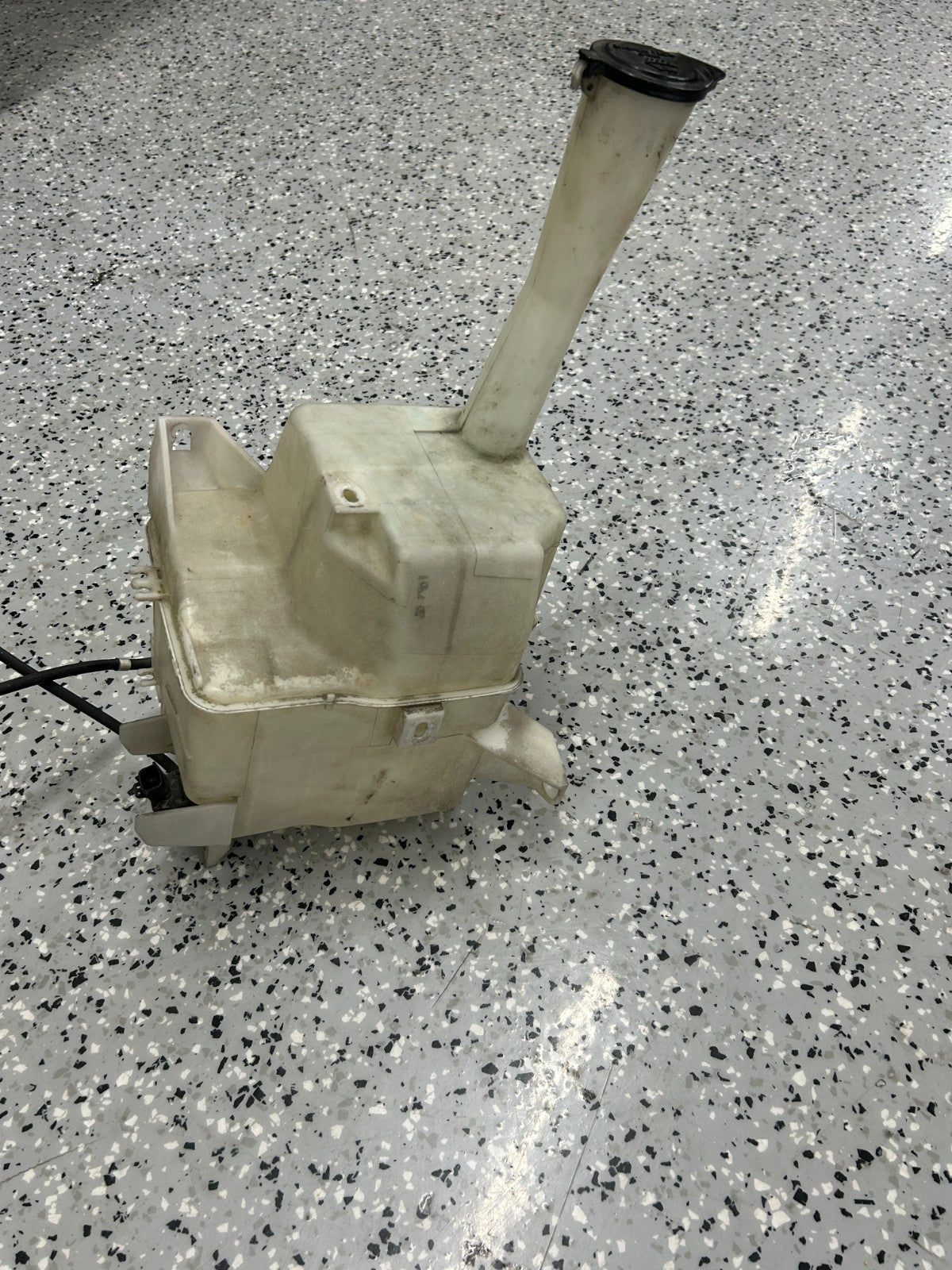 2004-2020 Toyota Sienna Windshield Washer Fluid Reservoir Tank OEM 85315-AE010